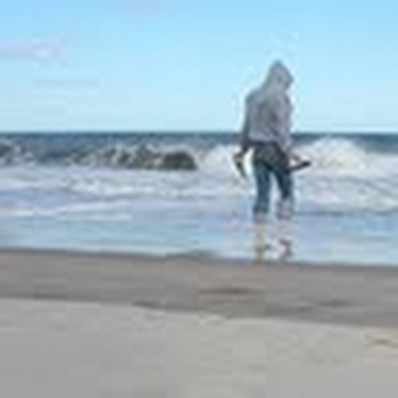 Meet your Posher, Jules - Picture 1 of 1